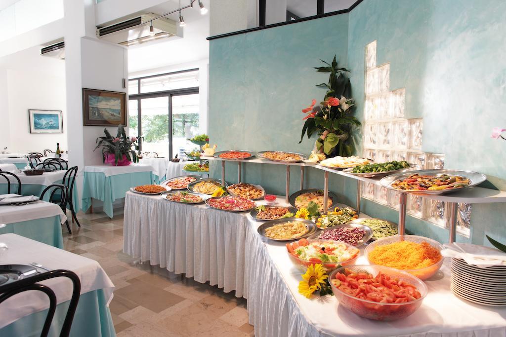 Hotel Acropolis كاتوليكا المظهر الخارجي الصورة