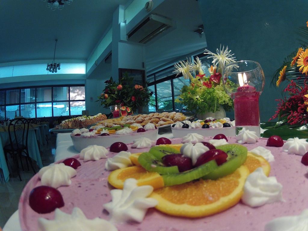 Hotel Acropolis كاتوليكا المظهر الخارجي الصورة