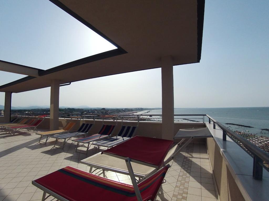 Hotel Acropolis كاتوليكا المظهر الخارجي الصورة